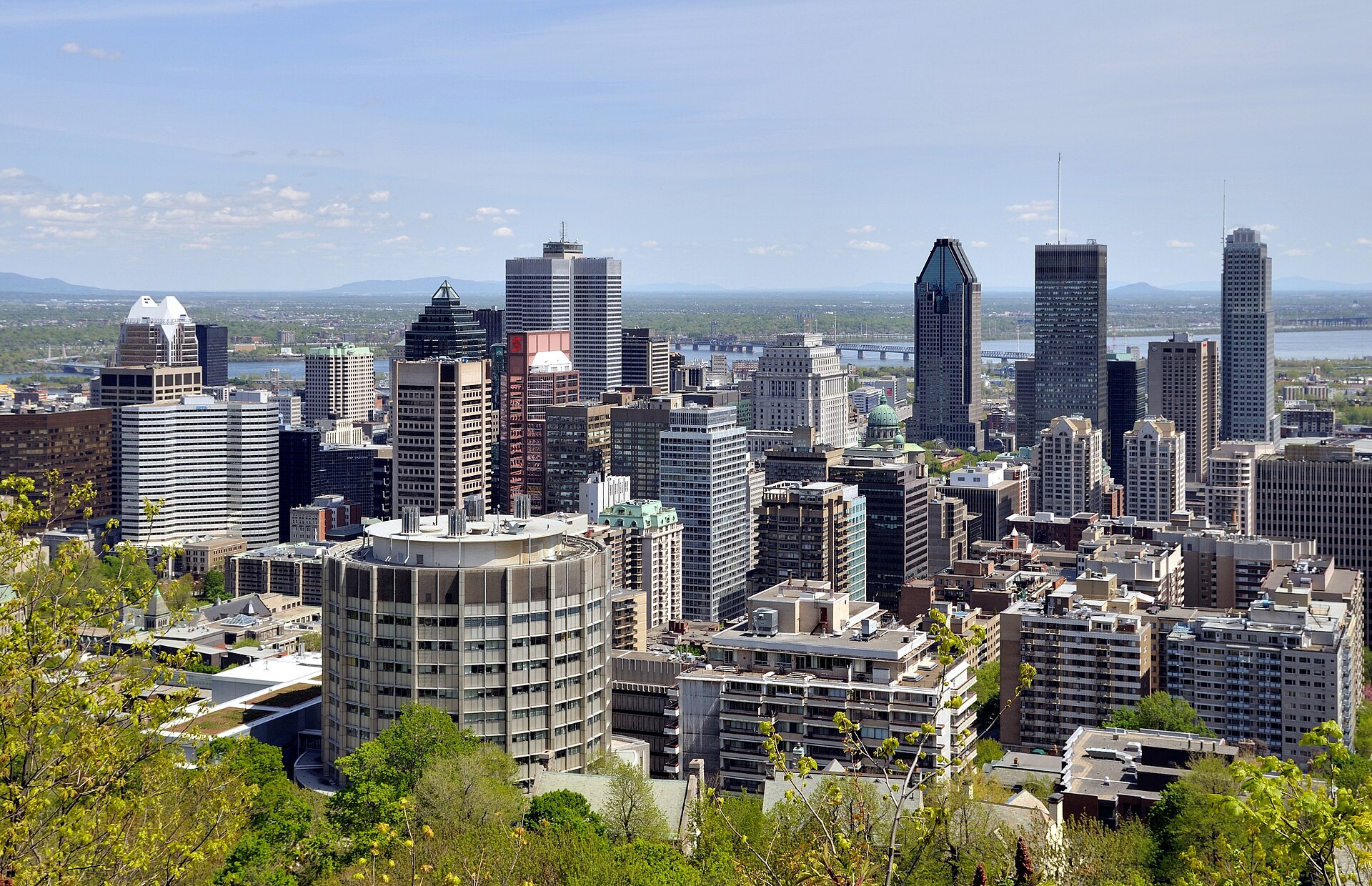 Le centre-ville de Montréal vu du mont Royal