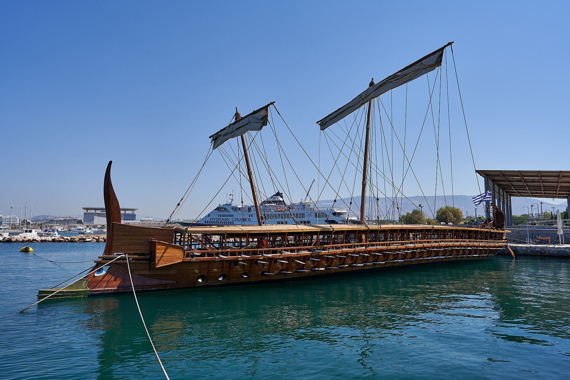 La trière, le navire de guerre qui a fait la puissance d'Athènes, ici une reconstitution moderne