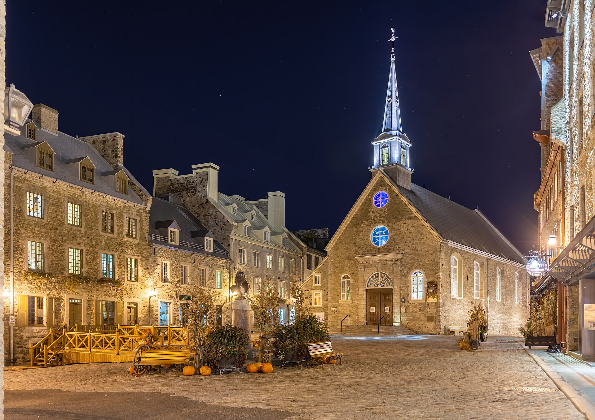 La place Royale et l'église Notre-Dame-des-Victoires