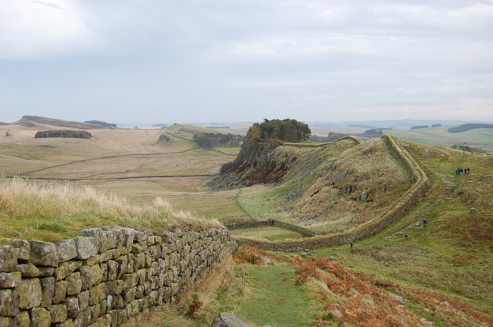 Le mur d'Hadrien traverse le nord de l'Angleterre actuelle