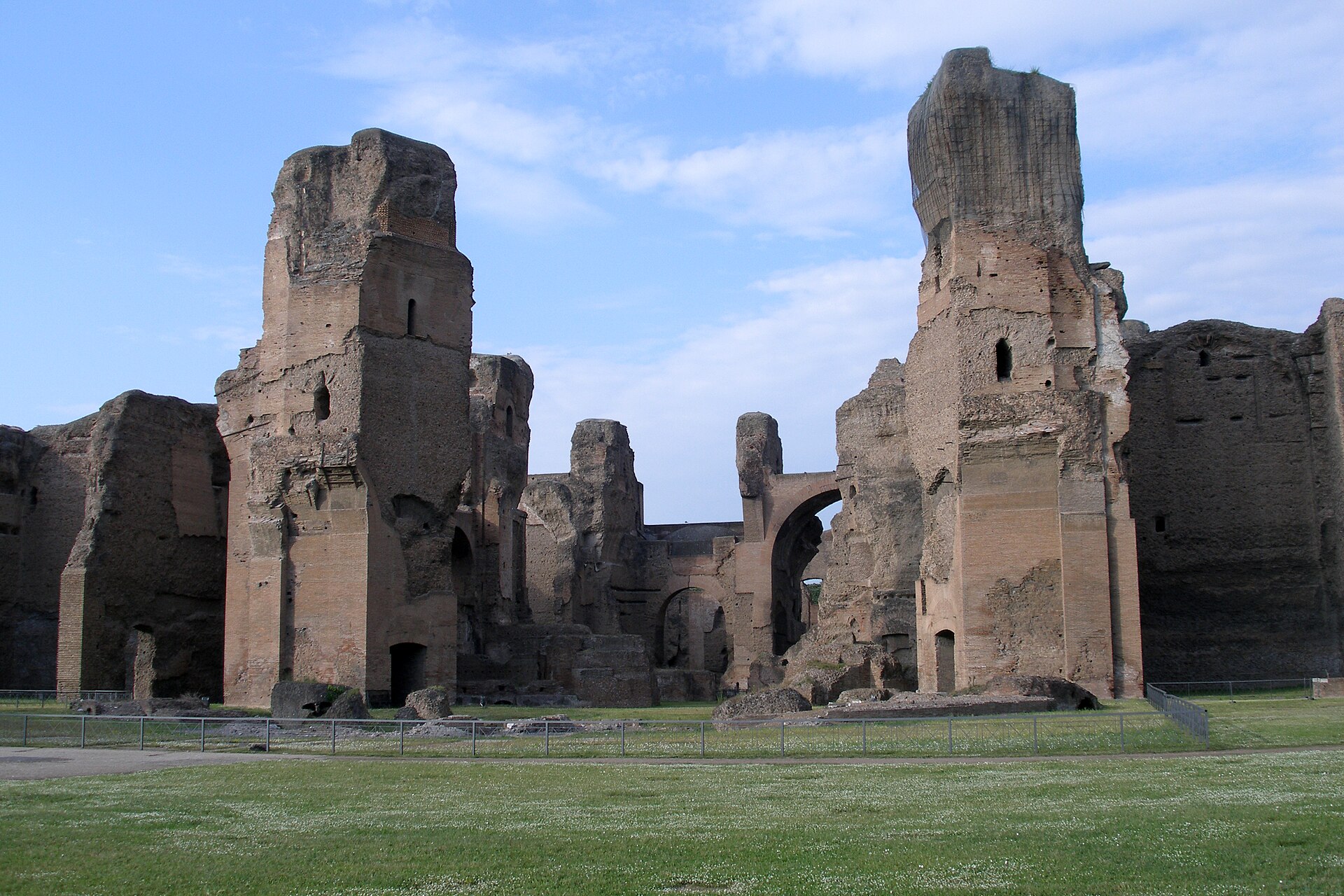 Les ruines des thermes de Caracalla, à Rome
