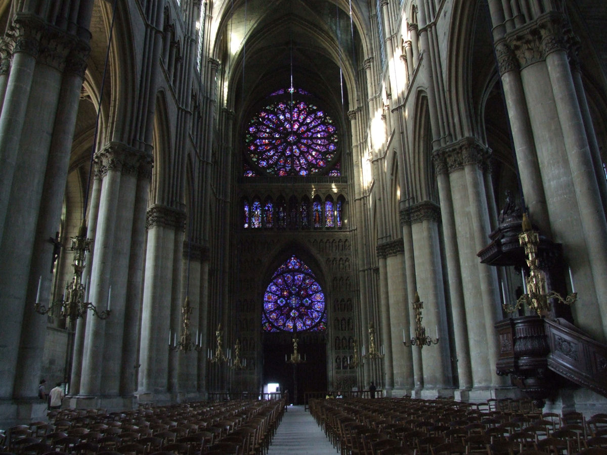 La nef et ses voûtes sur croisée d'ogives, cathédrale de Reims